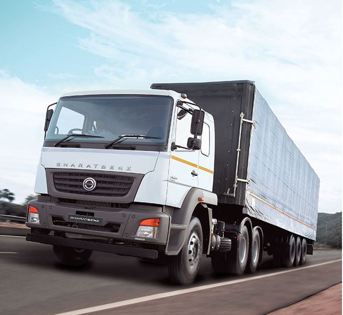 BharatBenz 4928T (4 x 2) Tractor