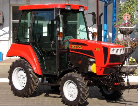 Base Model BELARUS 422 Small Tractor Price, Specs & Features 2024