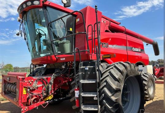 Case Ih 7130 Combine Specs