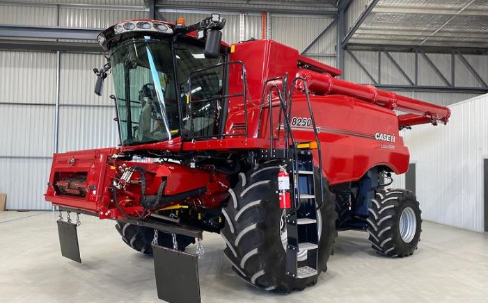 Case Ih 8250 Combine Specs