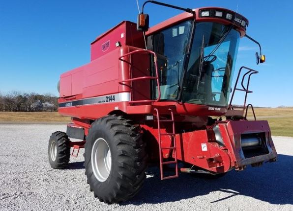 Case Ih 2144 Combine Specs