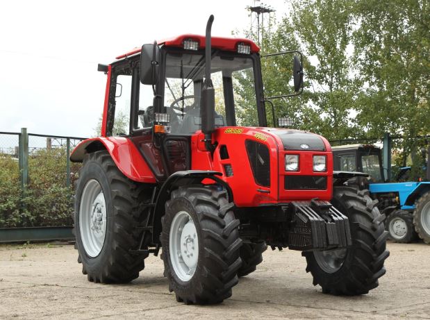 BELARUS 920.4 Tractor