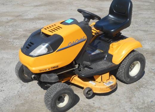 Cub Cadet i1046 Specs