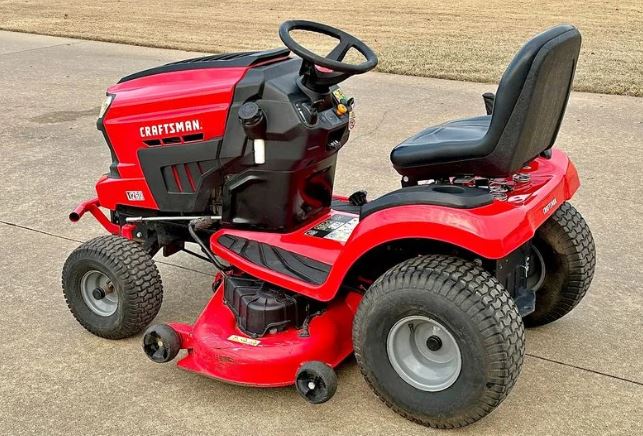 Craftsman T260 Hydrostatic Riding Mower