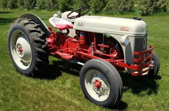 Top 10 World Best Vintage Tractors