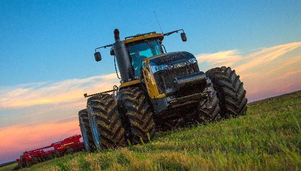 Challenger MT900E Series Tractor